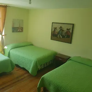 Pensión Petite Maison